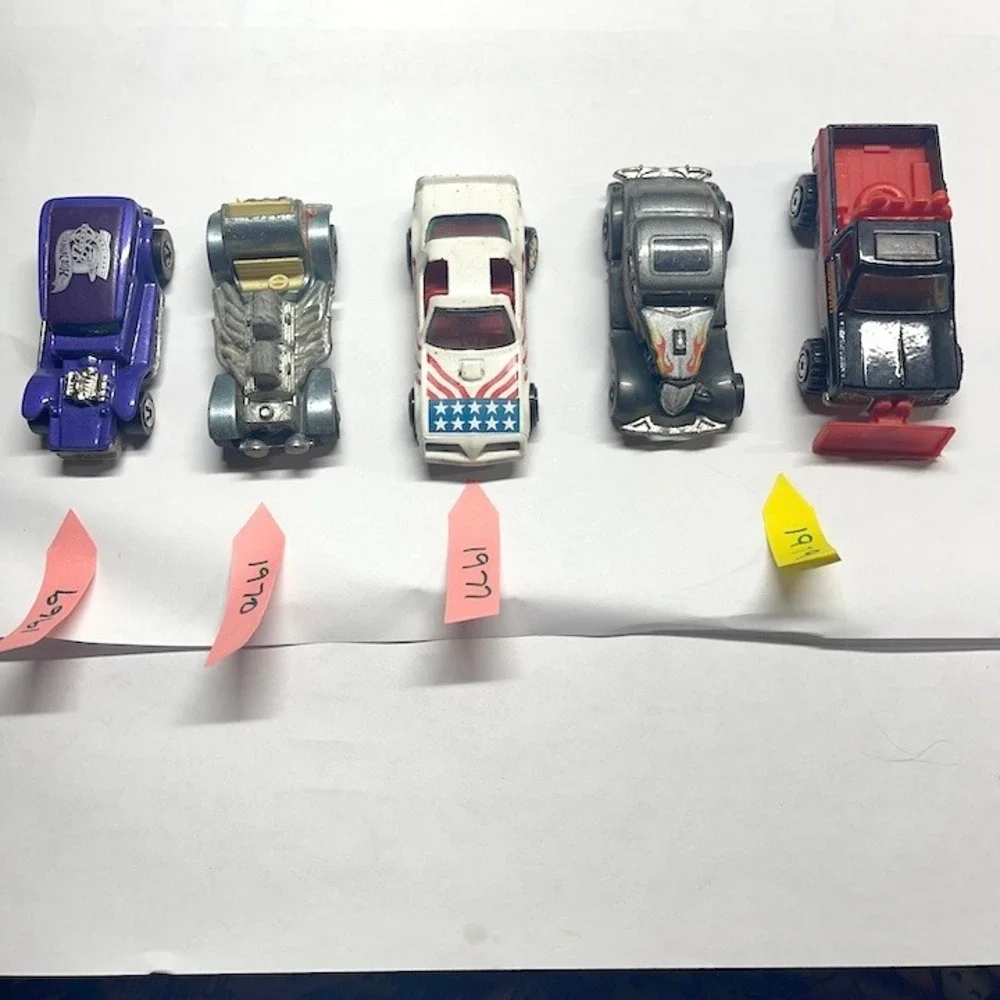 HOT WHEELS 20 Car Lot From 1969 Through 1990 2 Redlines‎ Novelty Racers More